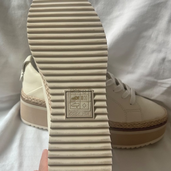 Leather platform sneakers by Dolce Vita - Picture 6 of 6